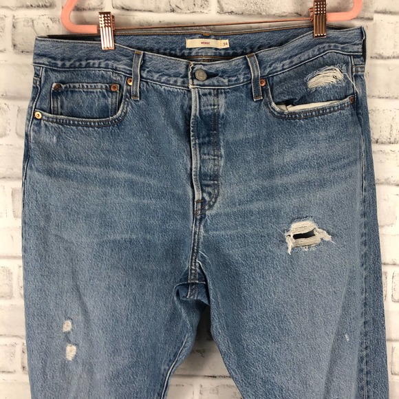 Levi's Premium Wedgie Icon Fit Authentically Yours Distressed Button Fly Sz. 34 - Picture 5 of 11